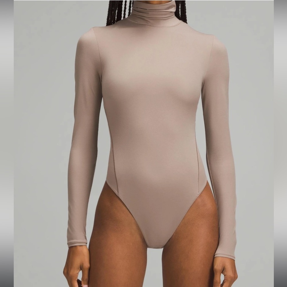 lululemon athletica taupe Long Sleeve Bodysuit